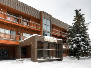 Studio Condo 318 in Historic Frisco at Cedars Lodge