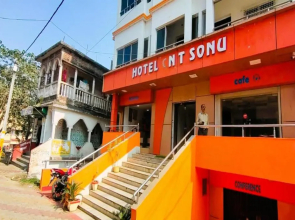 Chakra Nayan Tara Sonu Inn