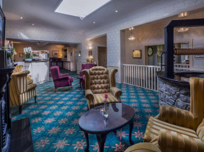 Crover House Hotel