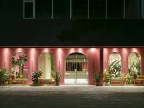 Fengjia Gold Hotel
