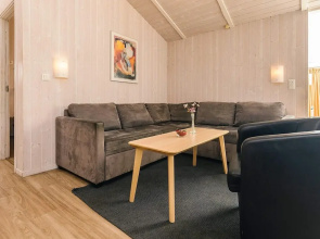 4 Star Holiday Home in Friedrichkoog