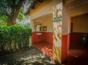 Jollyboys Camp - Hostel