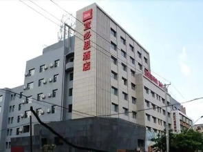 Ibis Jinzhou Yunfei Street