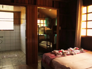 Las Ballenas Quadruple Room With Double and Bunk bed
