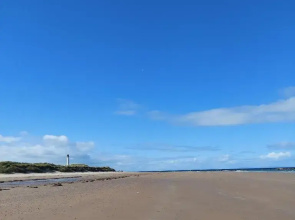 Beachside Lighthouse 14
