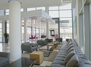 West All Suite Hotel Tel Aviv