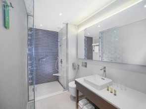 Hyatt Place Dubai Wasl District