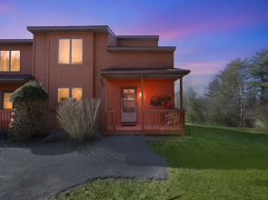 Fox Lair 29l - Cozy End Unit With Mountain Views 2 Bedroom Townhouse by The Summit at Gore Mountain