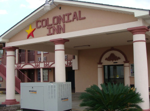 Colonial Inn