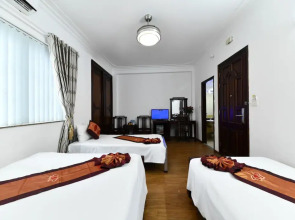 Phoenix Legend Hotel