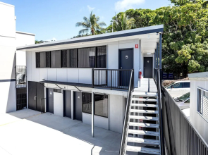 Airlie Sun & Sand Accommodation 6