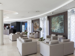 Isola Sacra Rome Airport