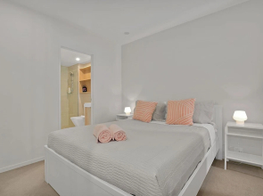 Stylish Resort Living In CBD