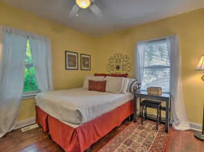 Pet-friendly Atlanta Home < 5 Mi to Downtown!