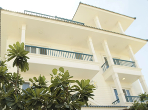 Cavilla Hotel & Apartment