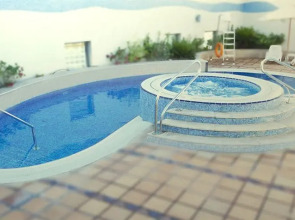 Отель Grand Belle Vue 