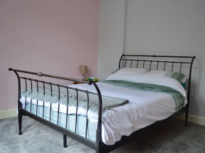 2 Bedroom Apartment in Blackford