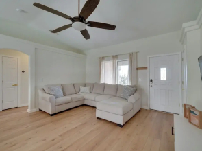 Lake Havasu Home w/ Fire Pit & Grill, 3 Mi to Lake