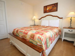 Coconut Mallory Resort And Marina By Kees Vacations