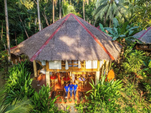 Water To Forest Ecolodge