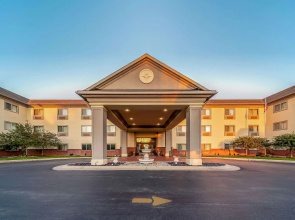 Quality Inn & Suites Hannibal West