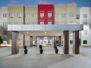 Hawthorn Suites by Wyndham Lubbock
