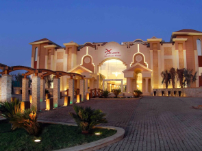 Xperience Sea Breeze Resort