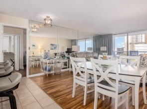 401 South Hampton - charming 2 bedroom, 2 bath ocean view condo. 2 Condo