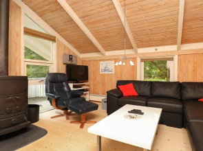 6 Person Holiday Home in Albaek