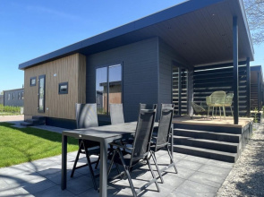 Scenic Countryside Retreat for 4