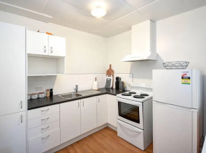 The Port Chalmers Heritage suite 3 Bedrm