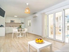 Ona 1 in Cala d Or With 2 Bedrooms and 1 Bathrooms