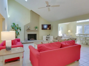 Hilton Head Resort Getaway: Community Beach, Pool!