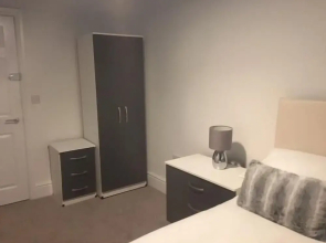 Townhouse @ Westminster St