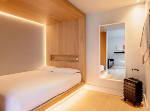 Zedwell Piccadilly Circus