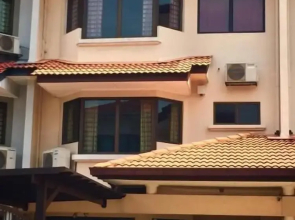 Grayhaus Guest House