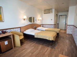 Отель Hestia Hotel Susi