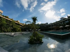 The Lifestyle You Deserve 2 Bedroom Penthouse With Private Jacuzzi