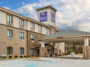 Sleep Inn & Suites