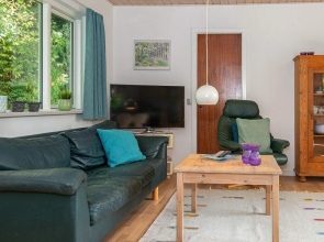 Homely Holiday Home in Glesborg With Terrace