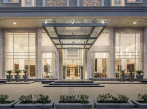 Landmark Hotel & Suites