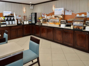 Holiday Inn Express Kennedy Airport