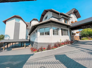 Flame Boutique Hotel by Unna