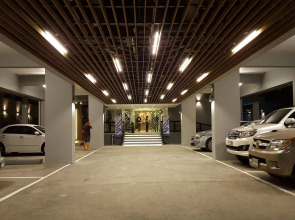 Ploen Place Residence