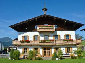 Tierwarthof