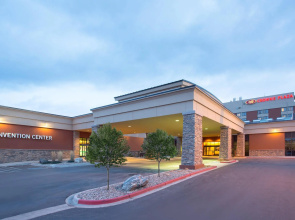 Crowne Plaza Denver International Airport