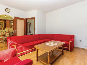 Nice Home in Novi Vinodolski With Wifi and 2 Bedrooms