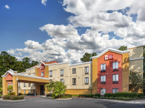 Best Western Plus Richmond Hill Inn