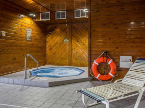 Quality Inn & Suites Bloomington