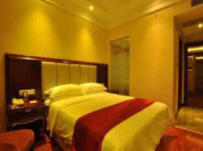 Super 8 Emeishan Railway Station West